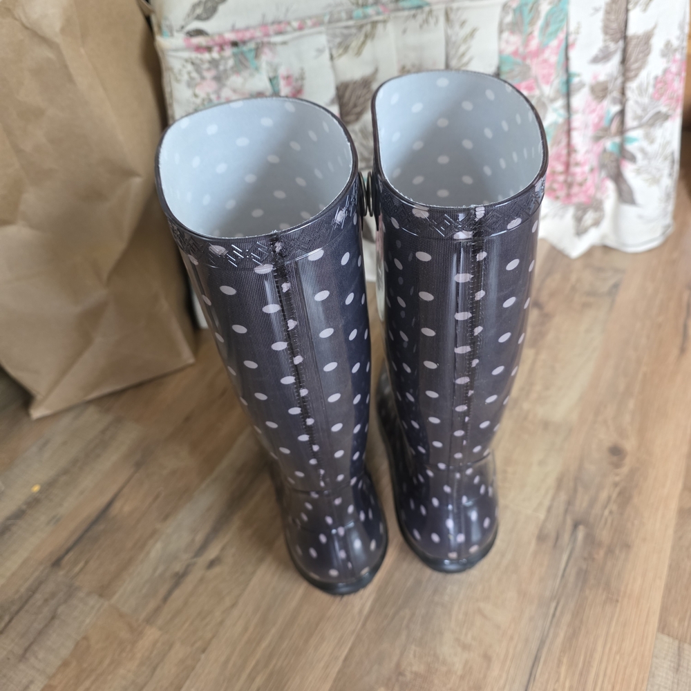 UGG Black and White Polka Dot Rain Boots - Picture 4 of 7